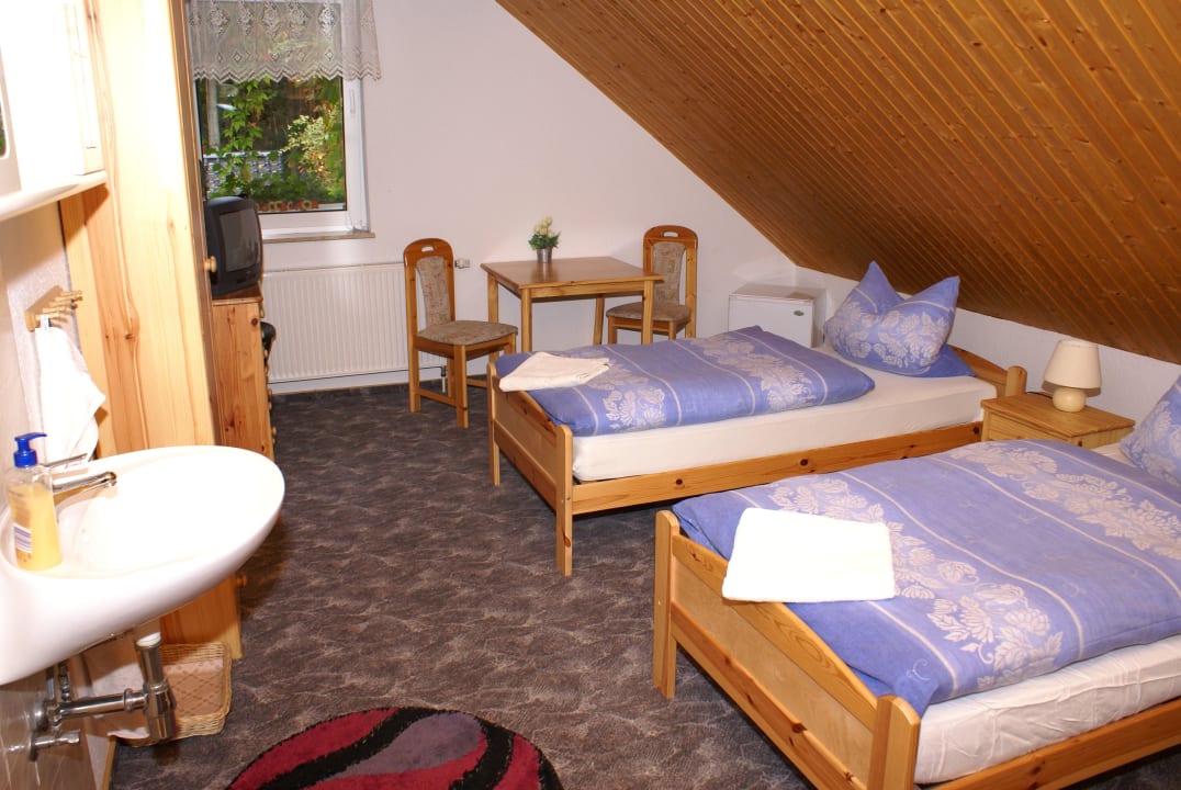 Doppelbettzimmer Biggis Waldpension