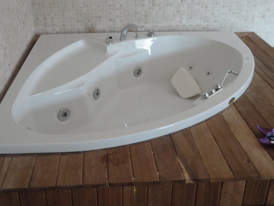 Whirlpoolbadewanne im Zimmer Seaden Sea World Resort & Spa