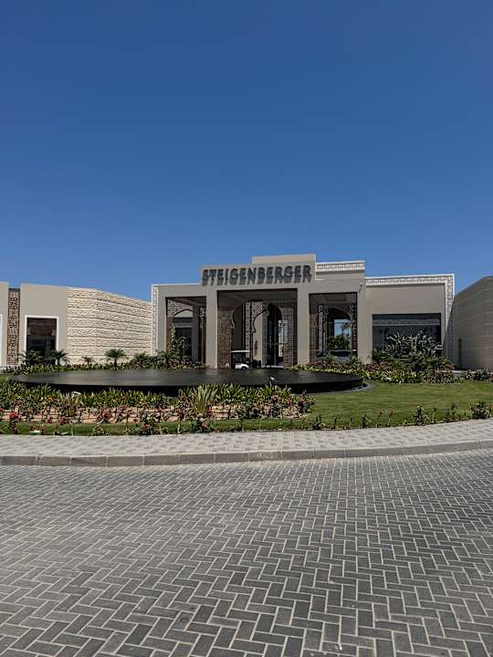 Außenansicht Steigenberger Resort Ras Soma