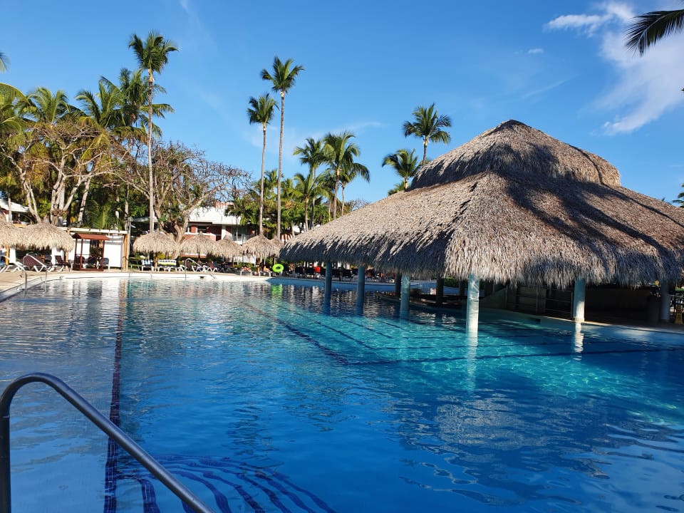 Pool Grand Palladium Select Bávaro Resort & Spa
