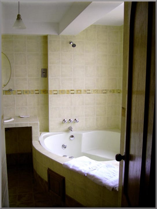 Jacuzzi Suite Guesthouse Qoya Urubambatal