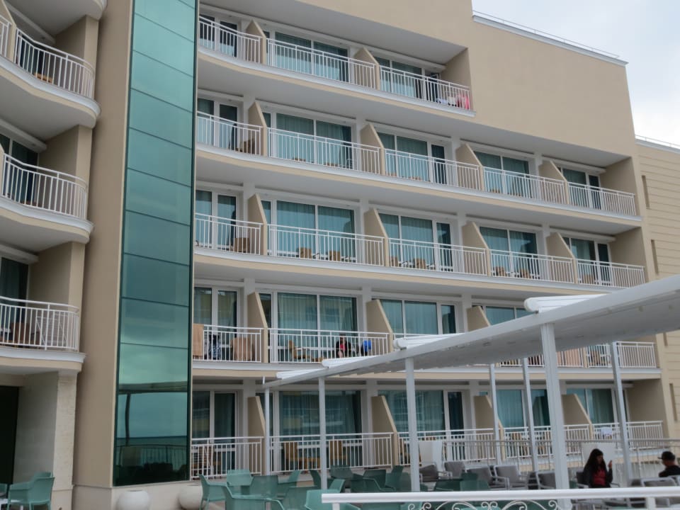 Außenansicht Hotel Bilyana Beach