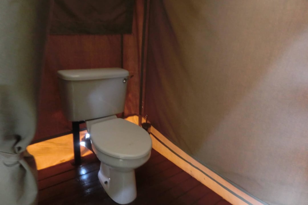 Toilette Kati Kati Tented Camp