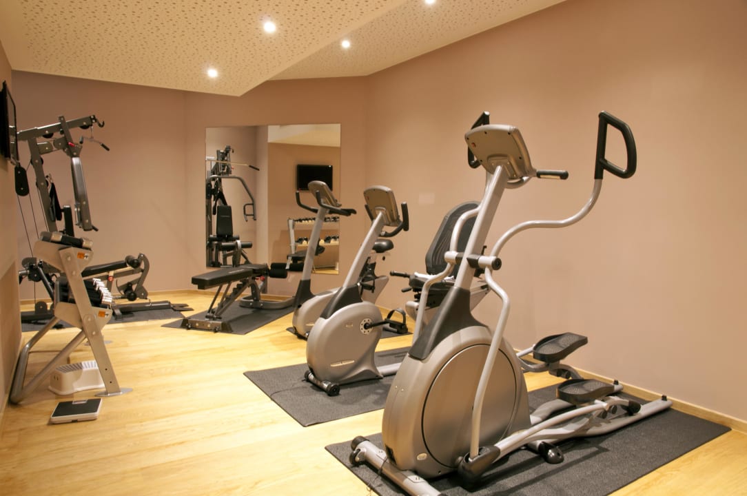 Hotel Rosatsch Fitnessraum Hotel Rosatsch