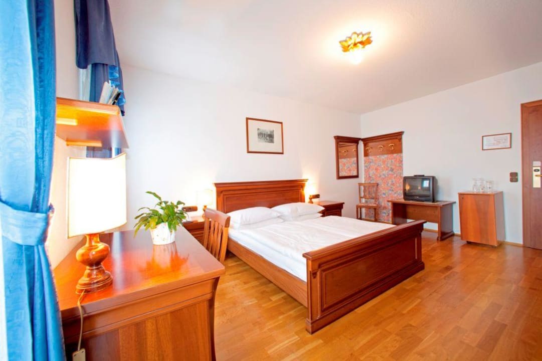 Zimmer Freisitz Roith Schlosshotel