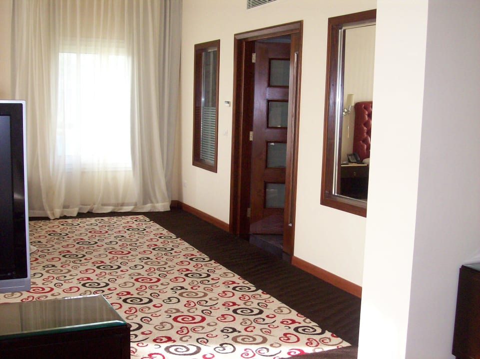 Rechts Zugang zum Sanitärbereich Premier Le Reve Hotel & Spa