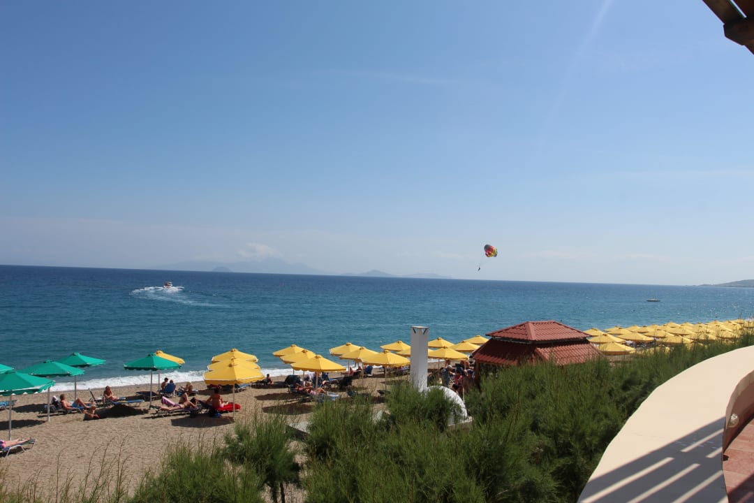 Ausblick von der Poolanlage Mitsis Norida