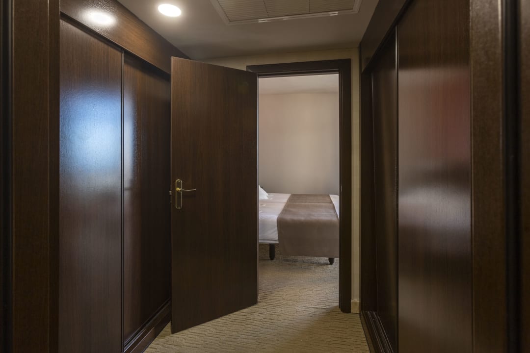 Zimmer Las Palmeras Affiliated by FERGUS