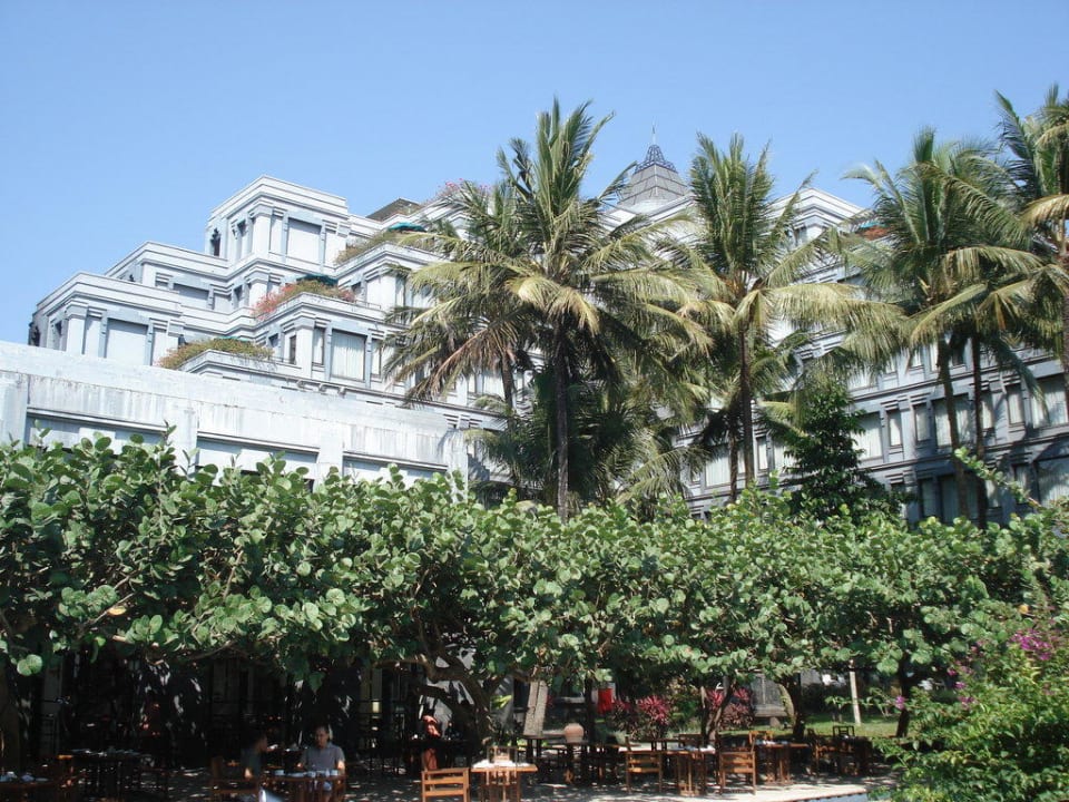Blick vom Pool Hotel Hyatt Regency Yogyakarta