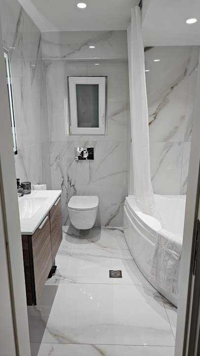 Zimmer Harmony Elegant Central Apartment