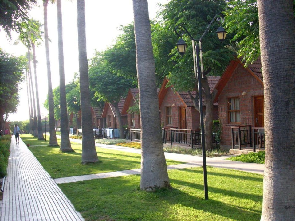 Bungalowallee Can Garden Beach