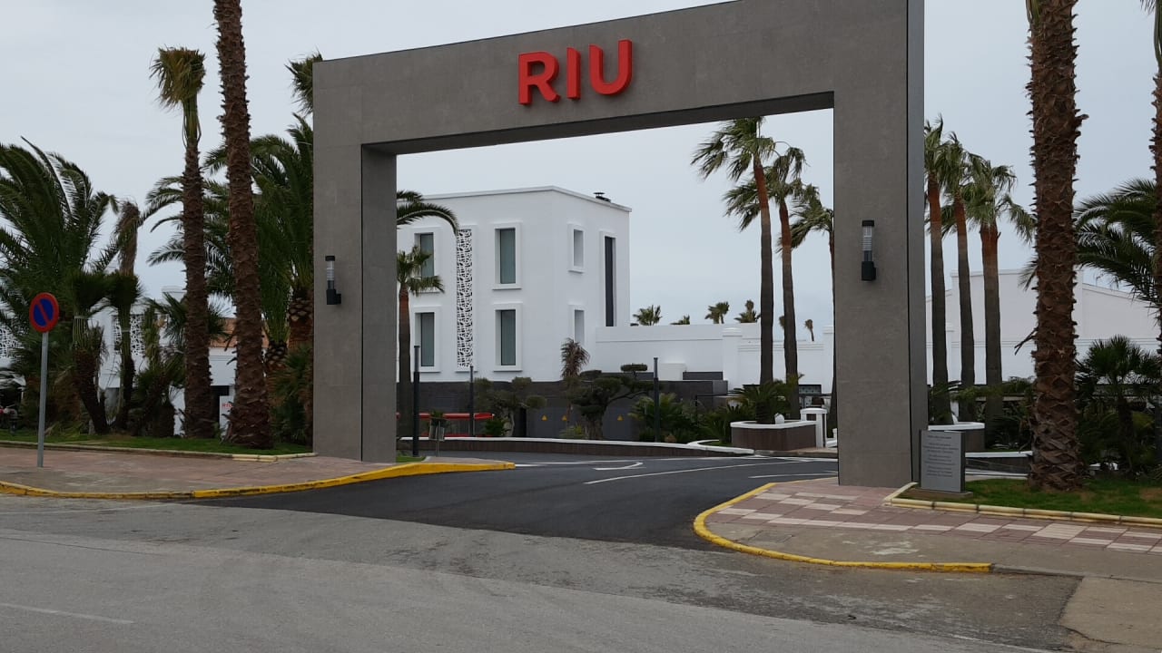 Außenansicht Hotel Riu Chiclana