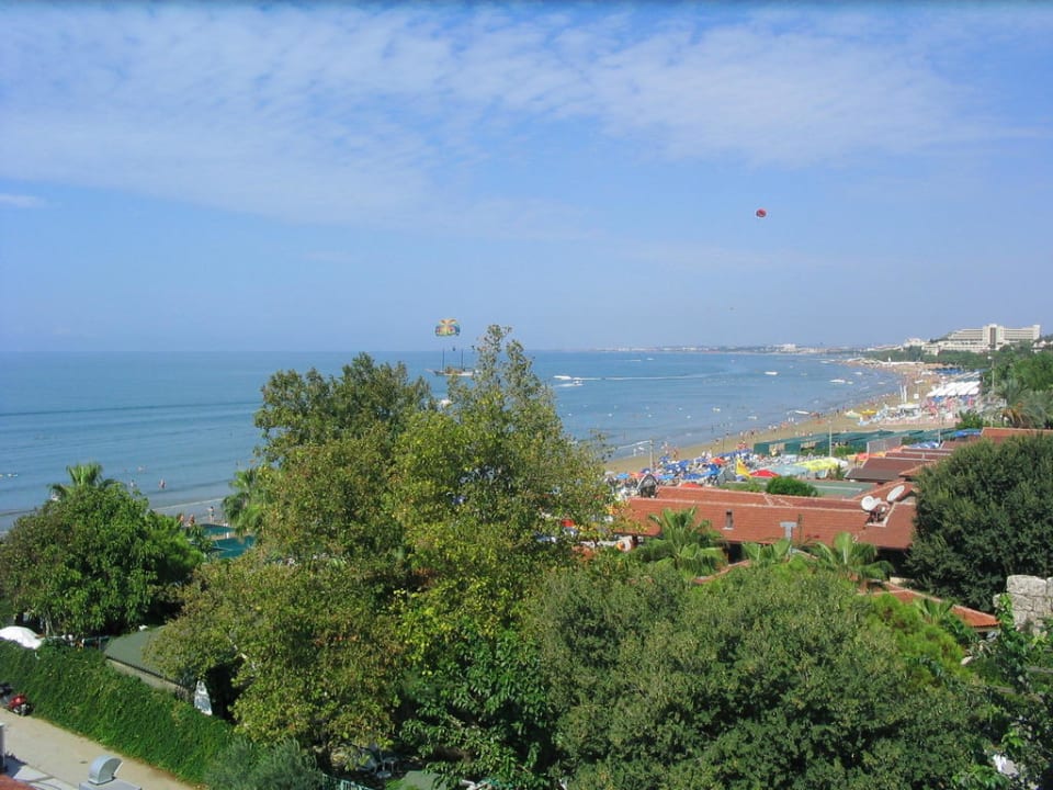 Aussicht vom Zimmer nach links Side Star Beach
