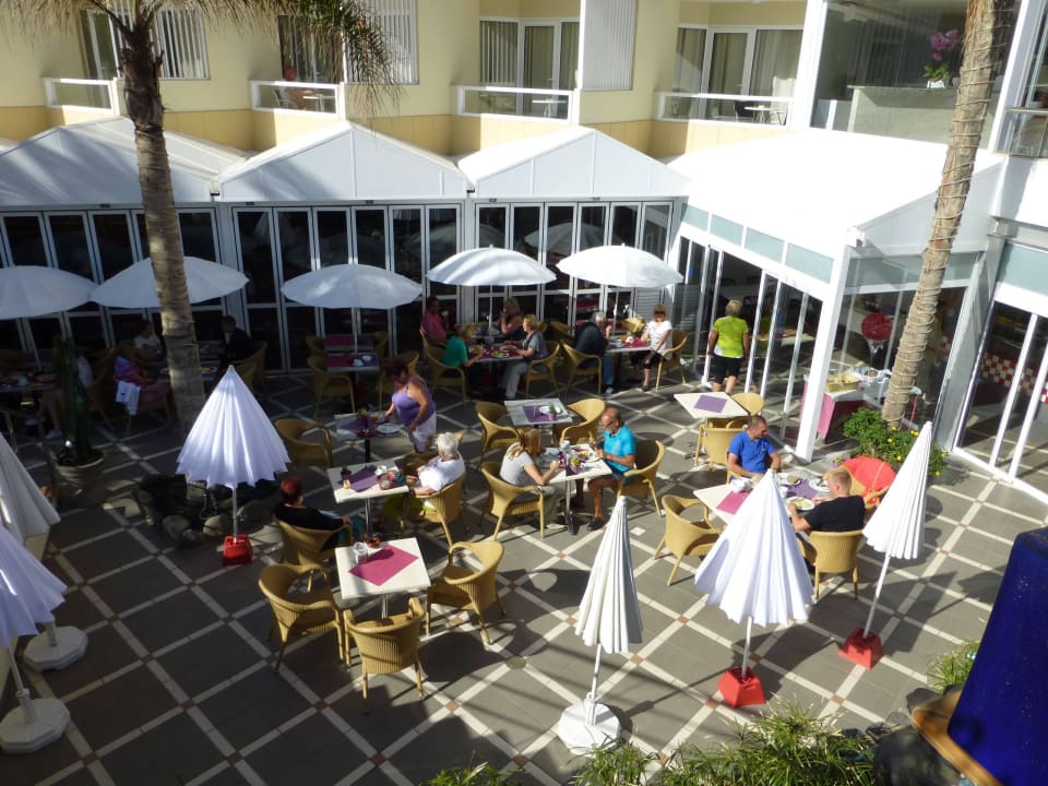 Aussenbereich des Restaurants  HL Sahara Playa