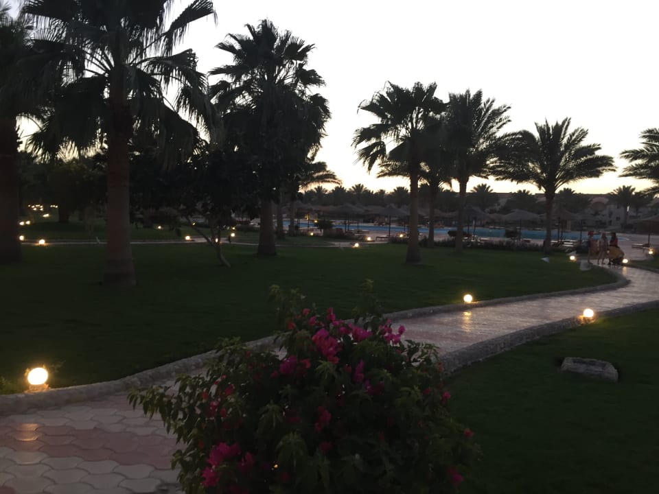 Gartenanlage Three Corners Sea Beach Resort