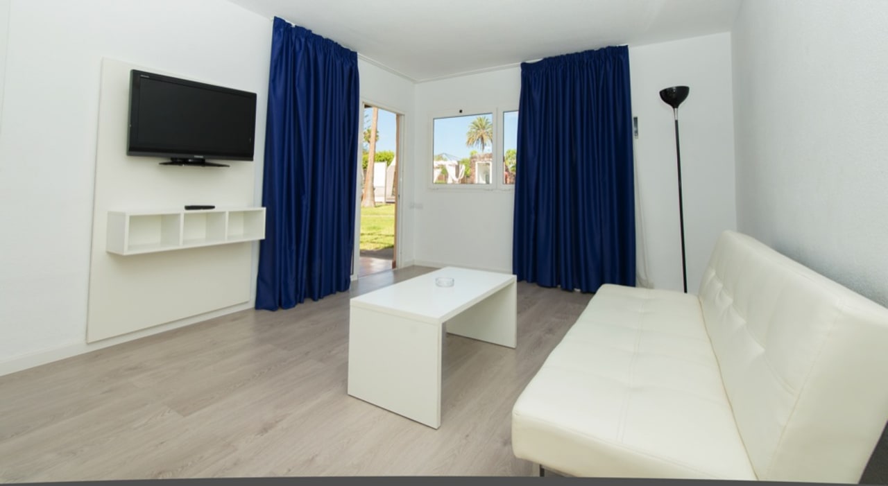 Zimmer Sunny Village