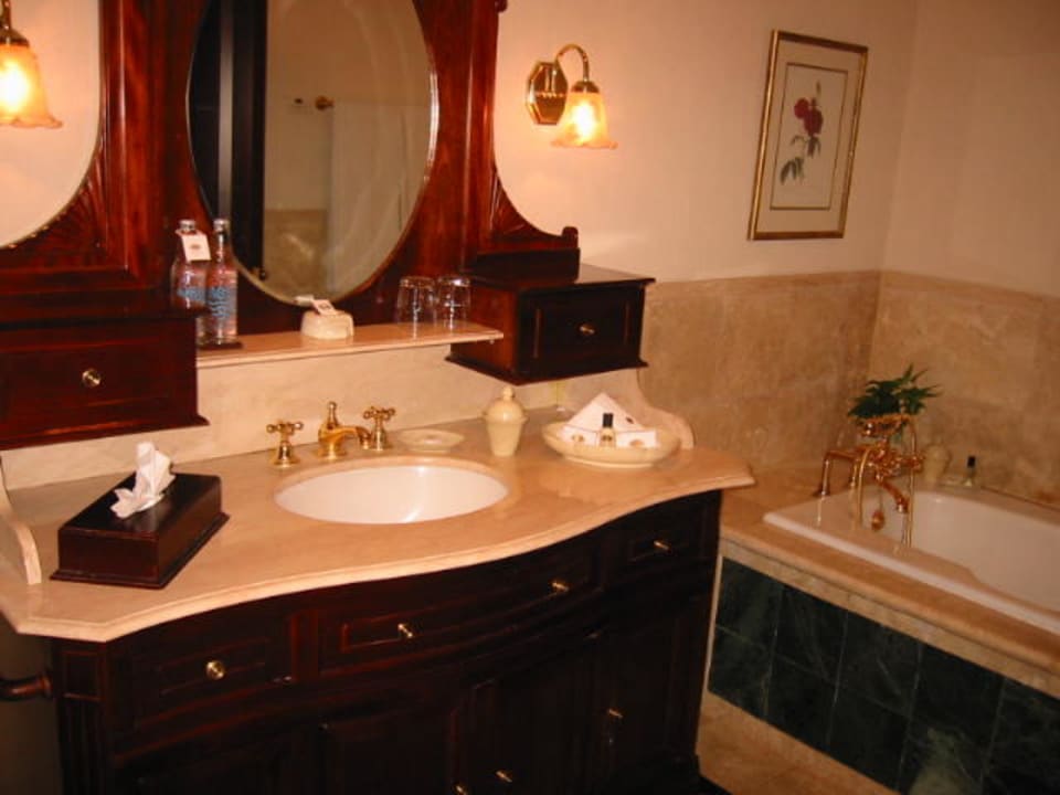 Zimmer Hotel Majapahit Surabaya