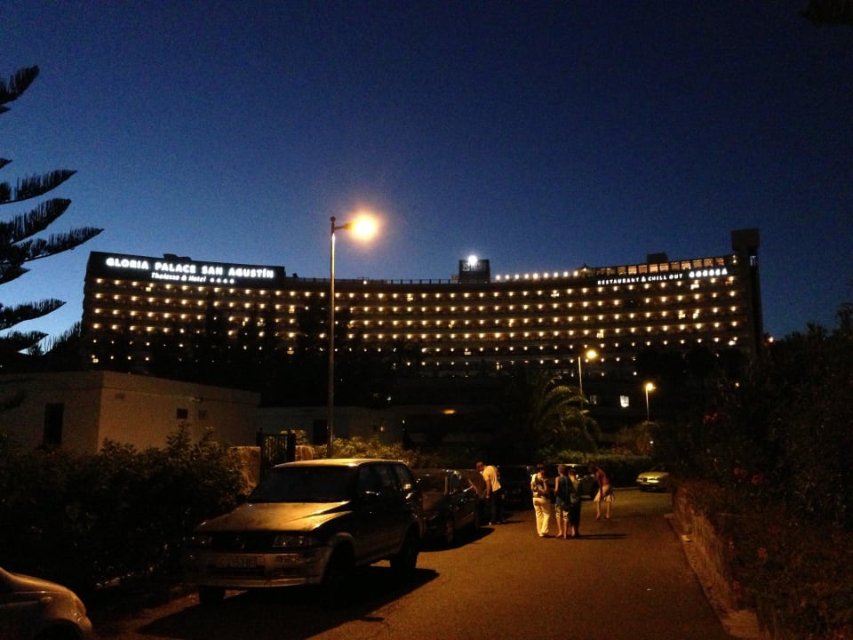 Hotel bei Nacht Gloria Palace San Agustin Thalasso & Hotel