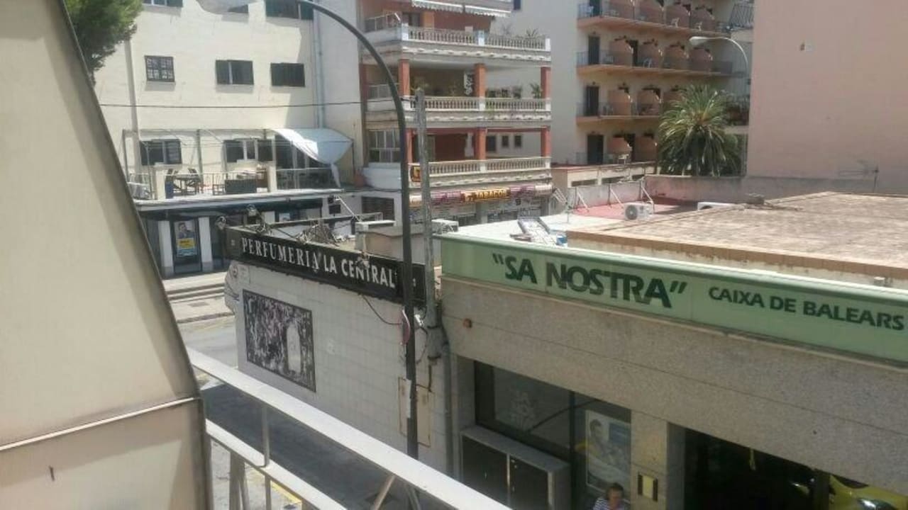 V. Balkon aus links Hotel Balear