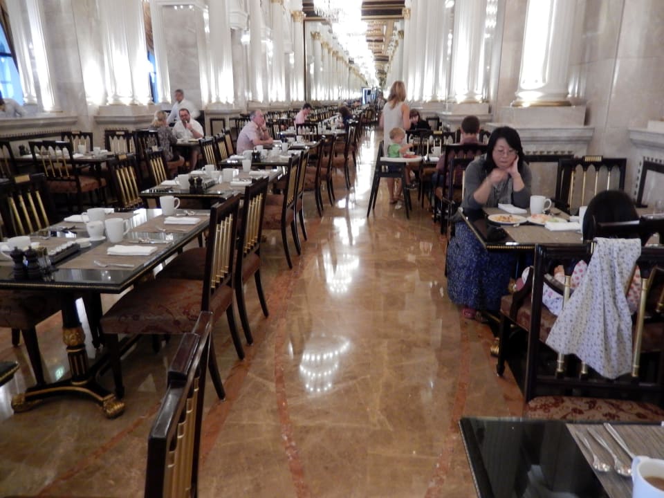 Der "Spiegel Saal"  Jumeirah Zabeel Saray