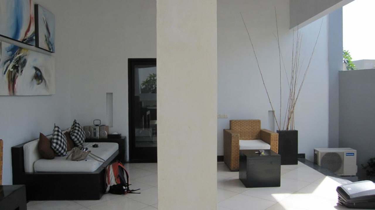Überdachter Wohn-/Essbereich The Seminyak Suite - Private Villa