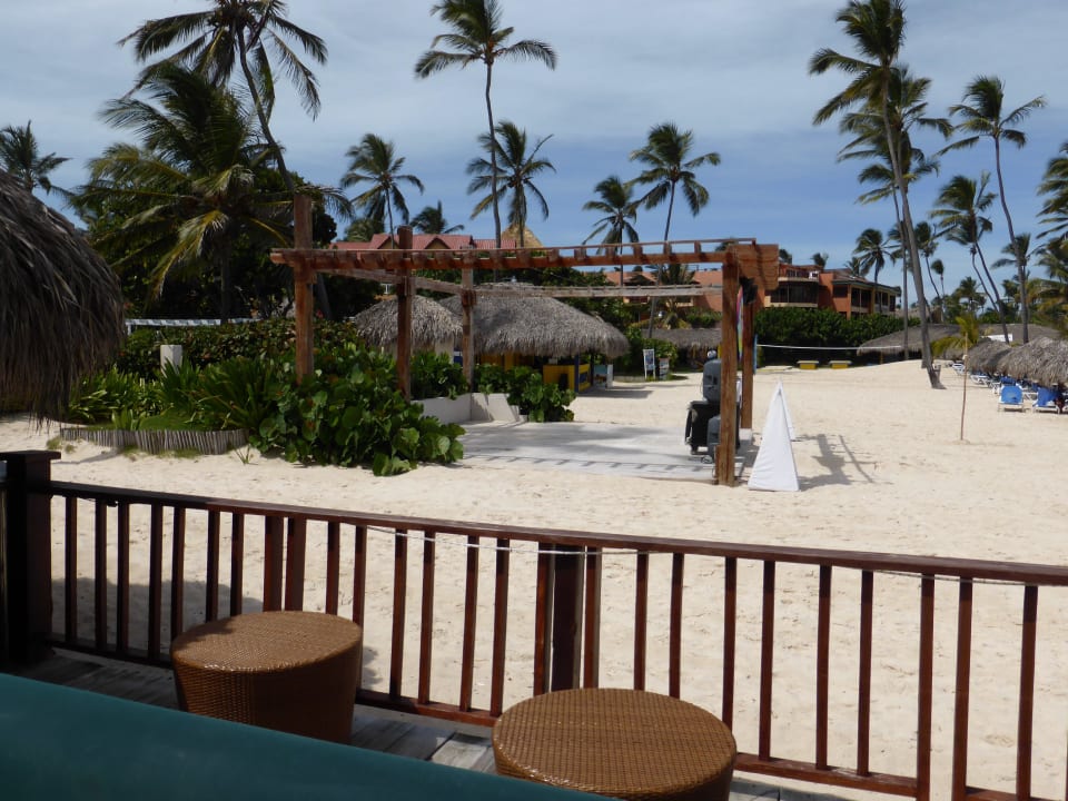 Von der Strandbar aus Punta Cana Princess All Suites Resort & Spa