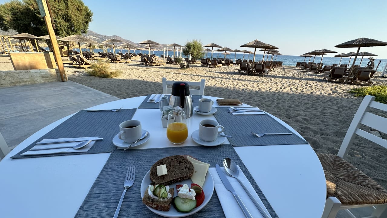 Gastro Paralos Lifestyle Beach