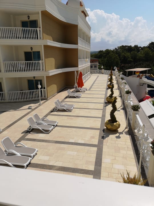 Außenansicht Oz Hotels Sui Resort