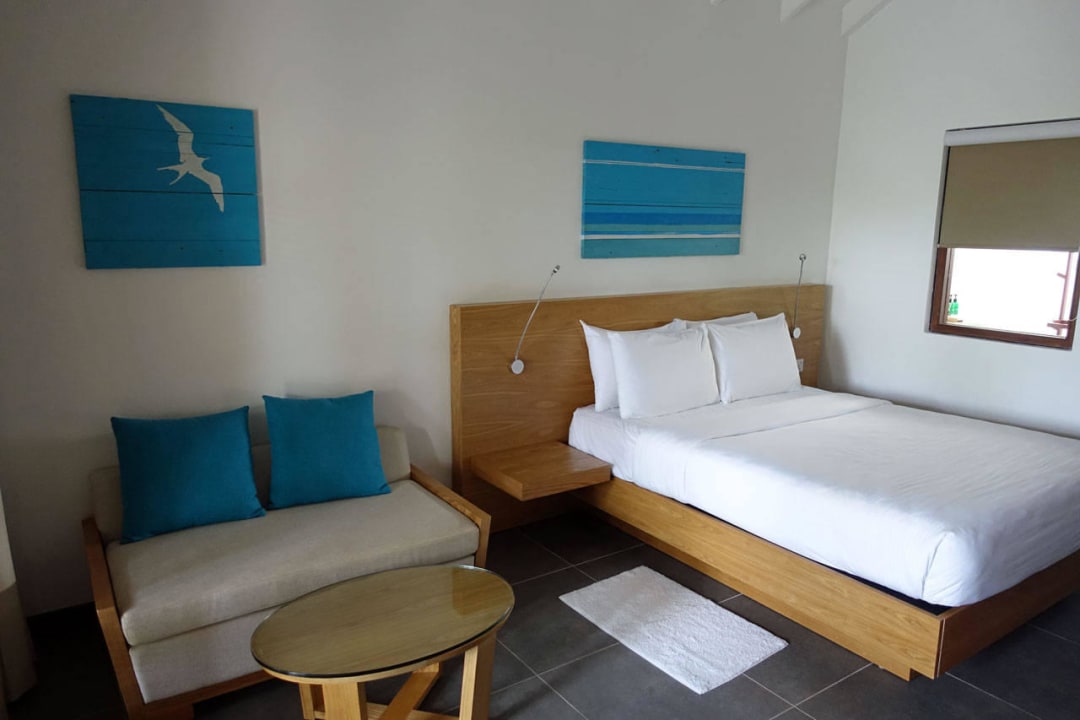 Bett und Sofa Summer Island Maldives