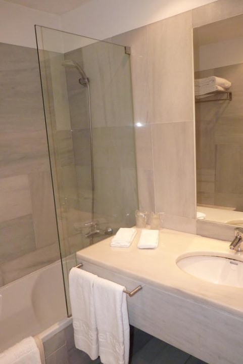 Bad im Zimmer 102 Hotel Principe Real