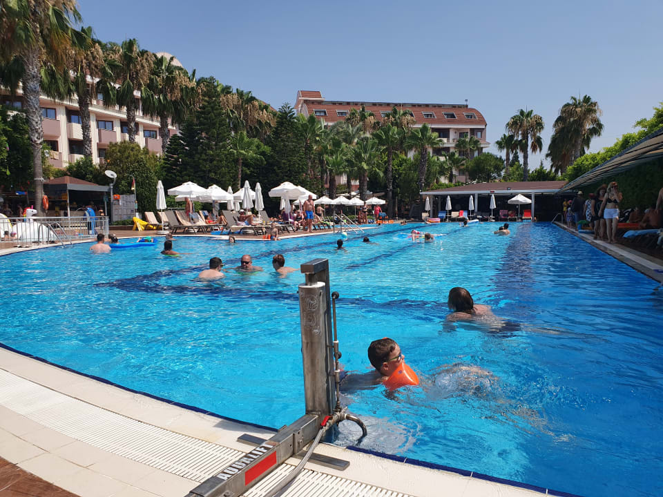 Pool Hane Family Resort