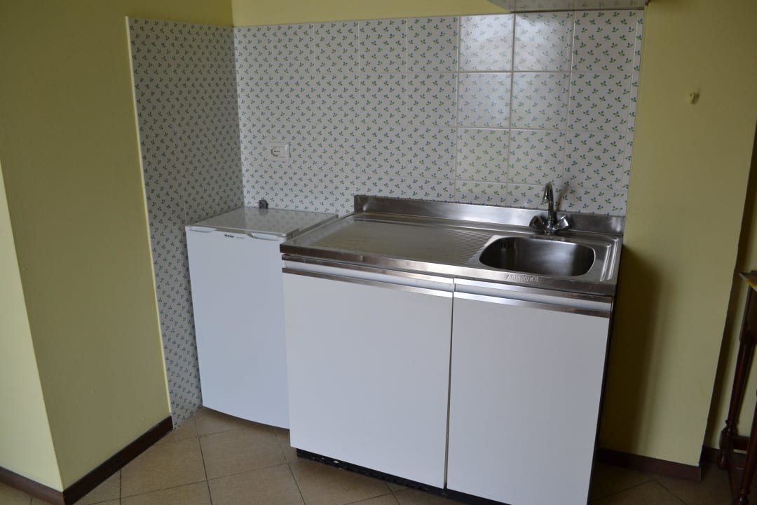 Kühlschrank-Steckdose 20 cm zu hoch Centro Vacanze La Limonaia