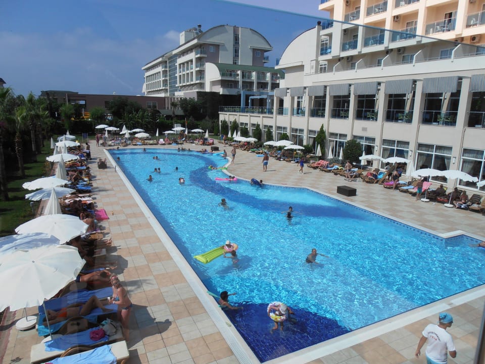 Hauptpool Titan Select Solivia Hotel