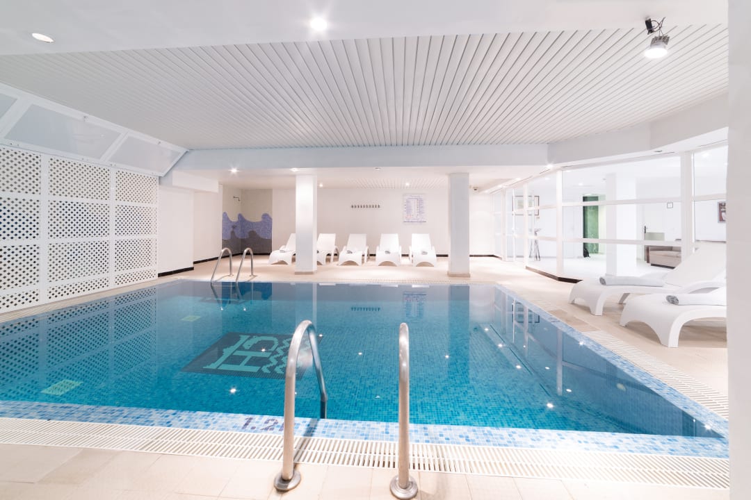 Pool Reverence Life  - Adults only