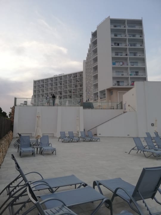 Außenansicht Globales America