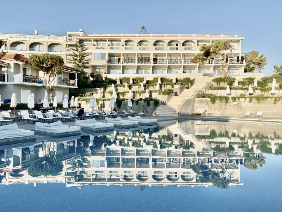 Pool Alexandra Beach Resort & Spa