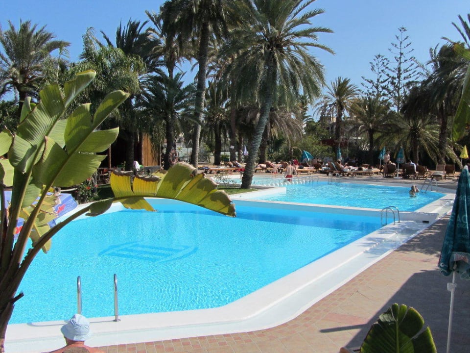 Pool Miraflor Suites HL Miraflor Suites Hotel