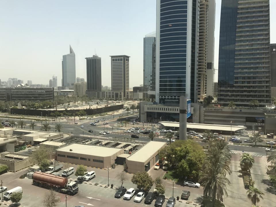 Ausblick Le Meridien Mina Seyahi Beach Resort & Waterpark