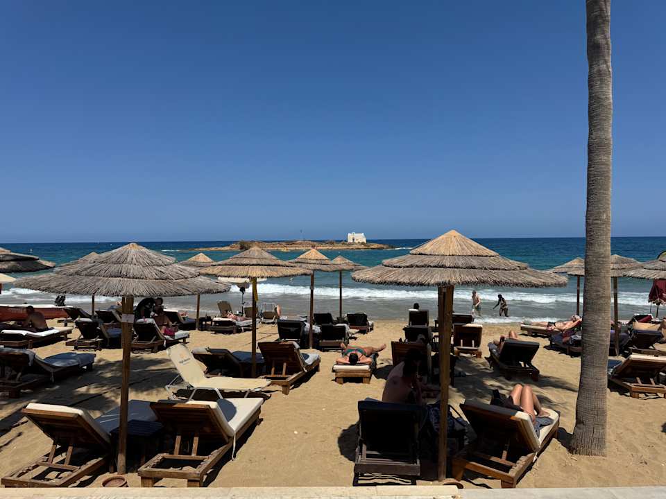 Strand High Beach Resort