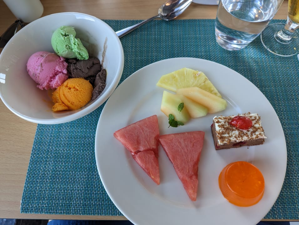Gastro Hotel Riu Dubai