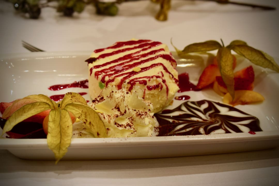 Gastro La Porte Hotel & Restaurant