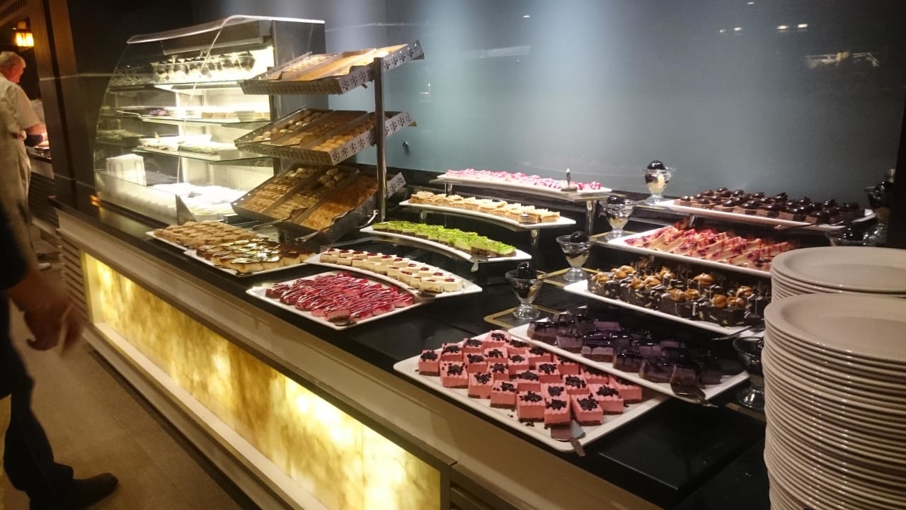 Kuchenbuffet Limak Lara Deluxe Hotel & Resort