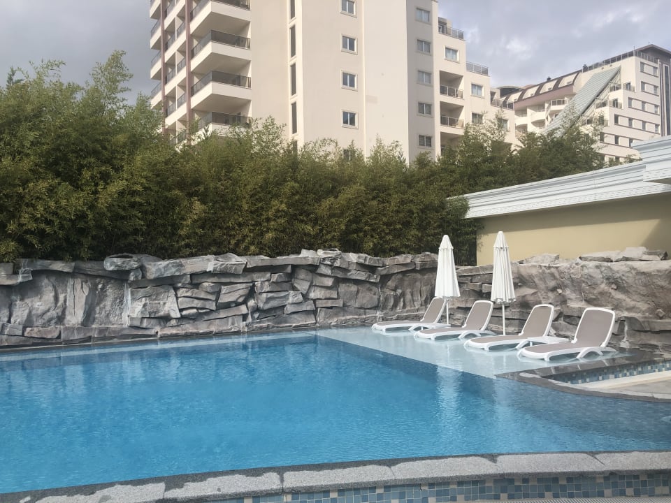 Pool Adalya Elite Lara