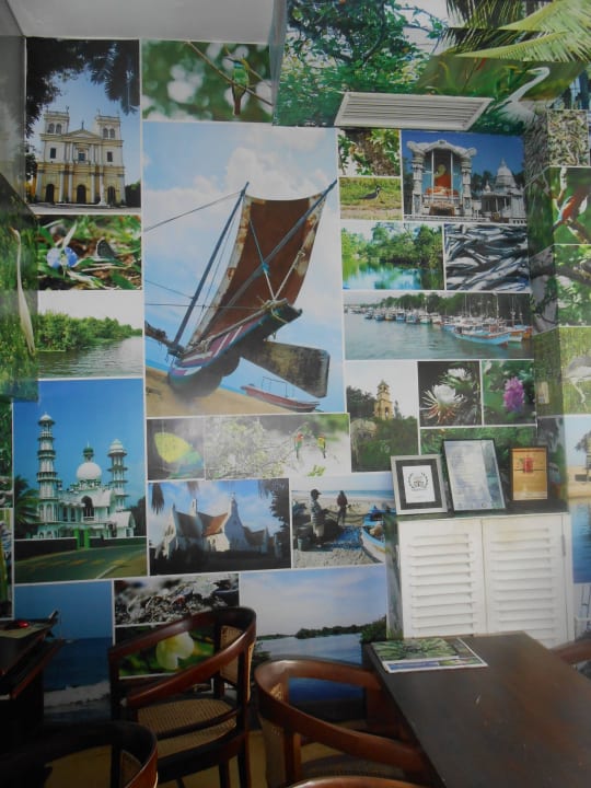 Im Informationsbüro.  Hotel Jetwing Beach