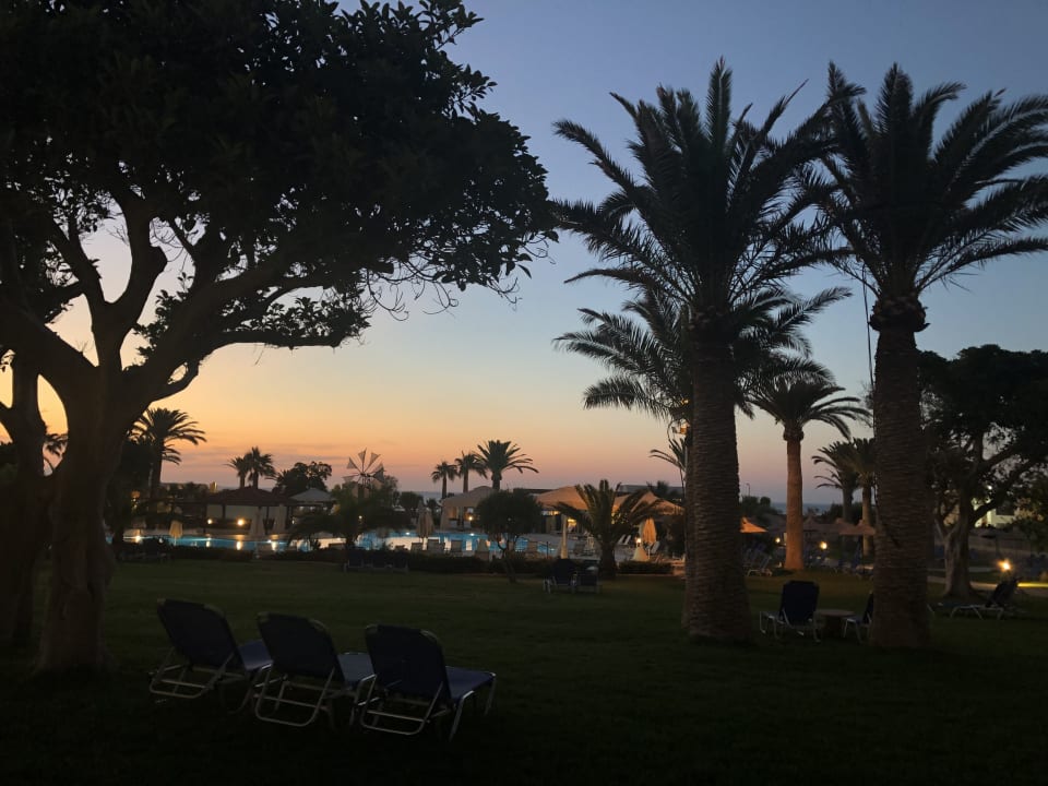 Gartenanlage Anissa Beach & Village