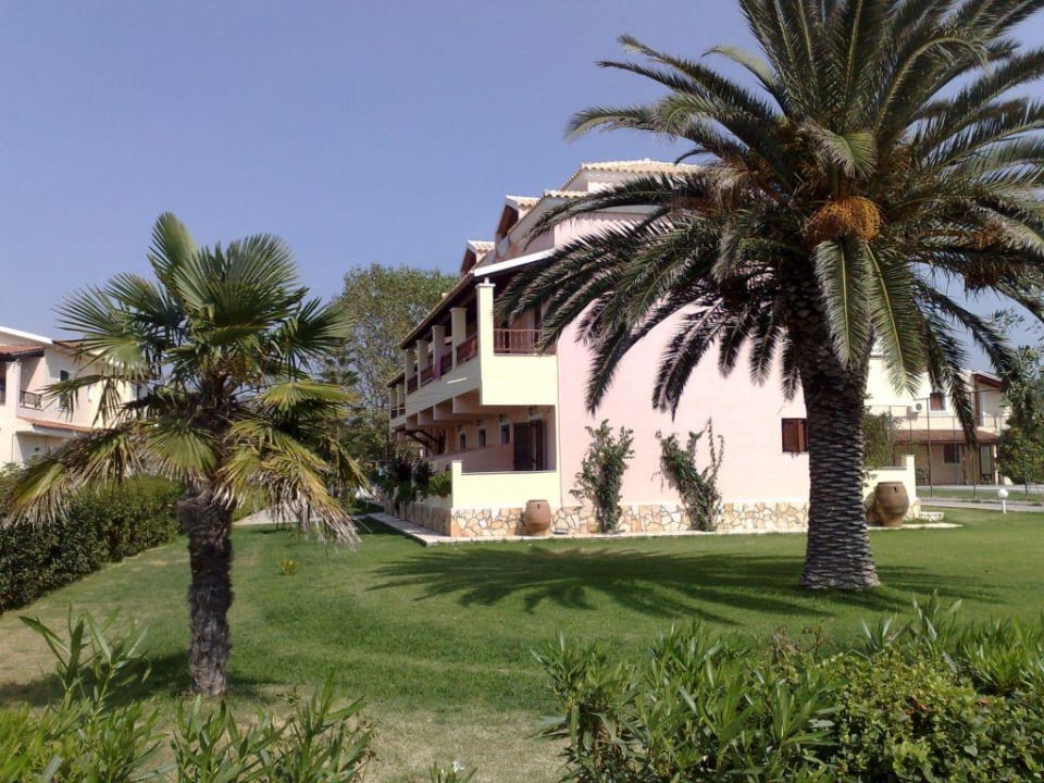 Nebengebäude Acharavi Beach Hotel