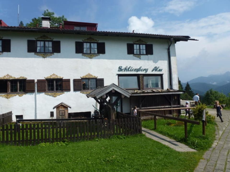 Hauptgebäude Hotel Schliersberg Alm