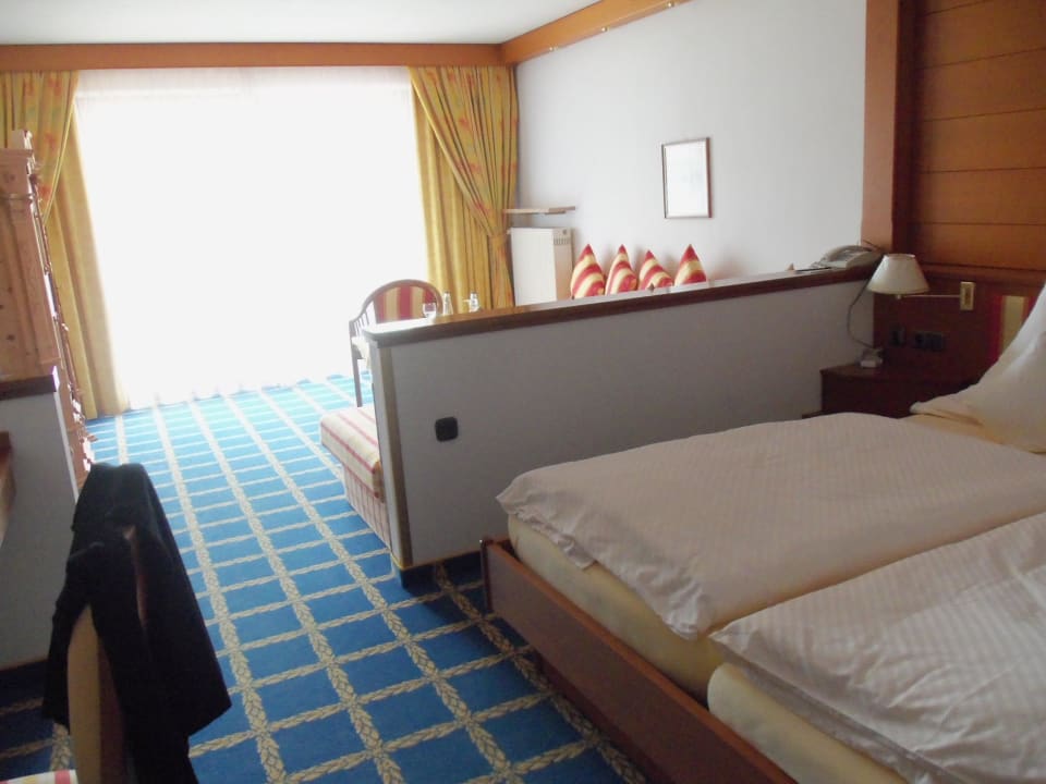 Ein sehr großes, geräumiges Zimmer! Wellnesshotel Zechmeisterlehen