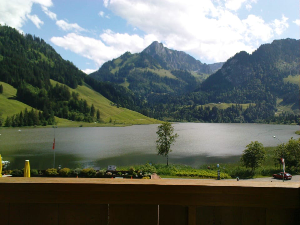 Blick auf den Schwarzsee (FR) Hostellerie am Schwarzsee
