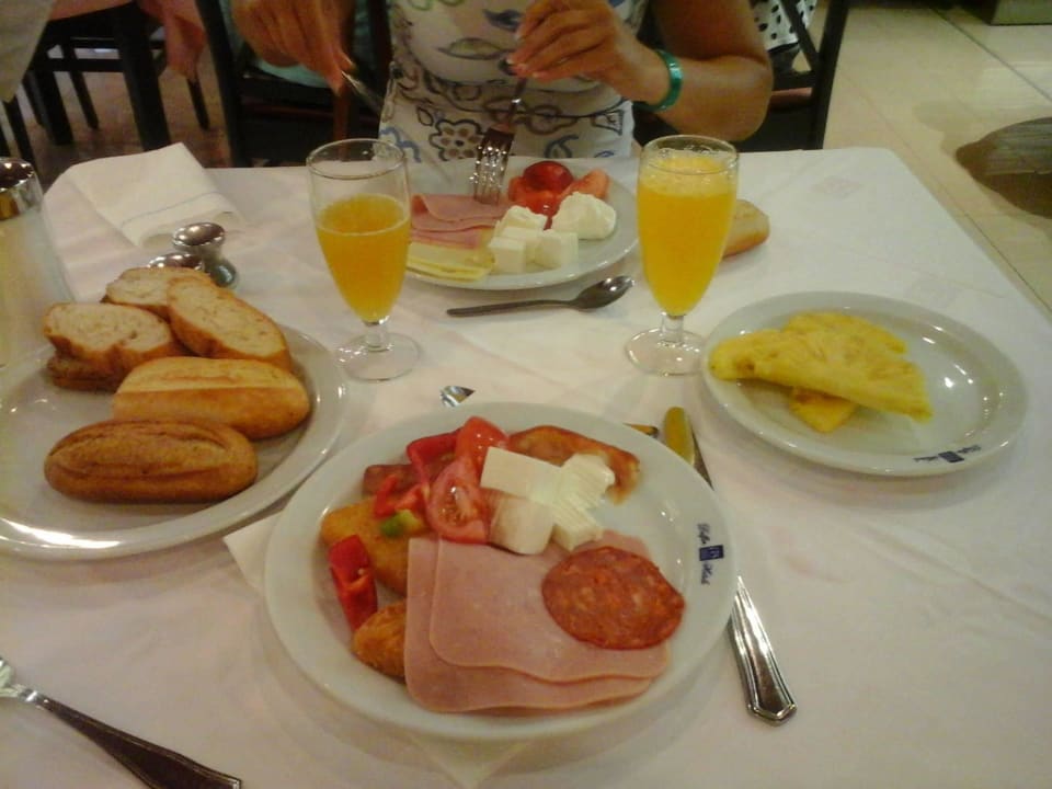 Raňajky Reverence Life  - Adults only